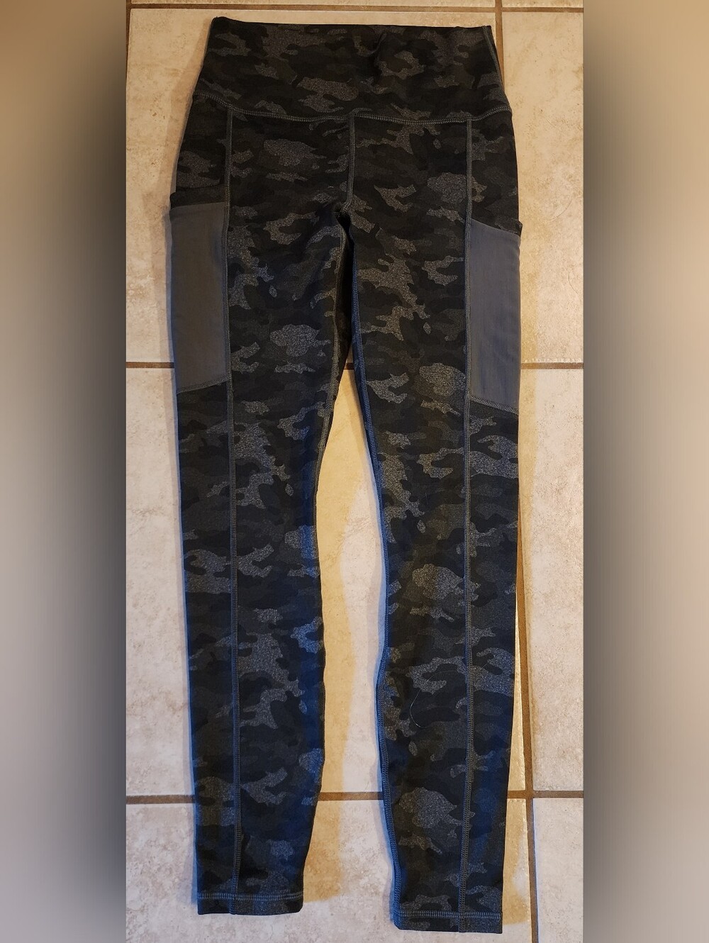 Powerhold By Fabletics High-Waist Black Gray Camo Performance Leggings Small